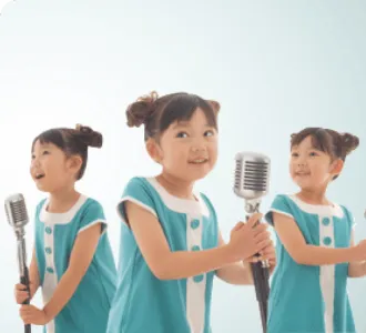 口だけでドラムビートや様々な音を作ります。これができたら人気者！